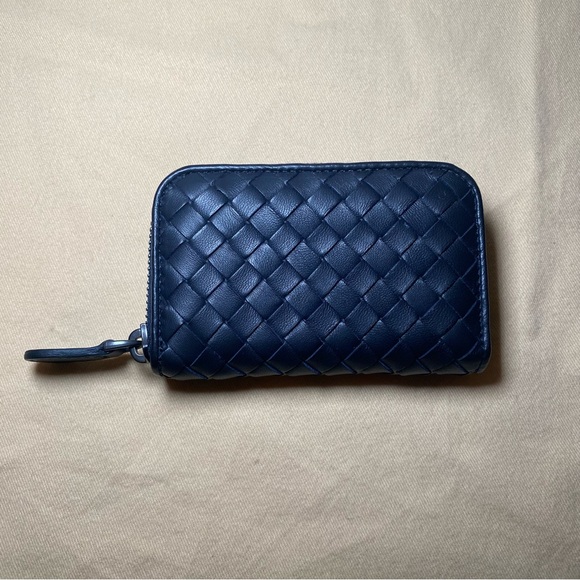 Bottega Veneta Zipped Card Case - Picture 3 of 15